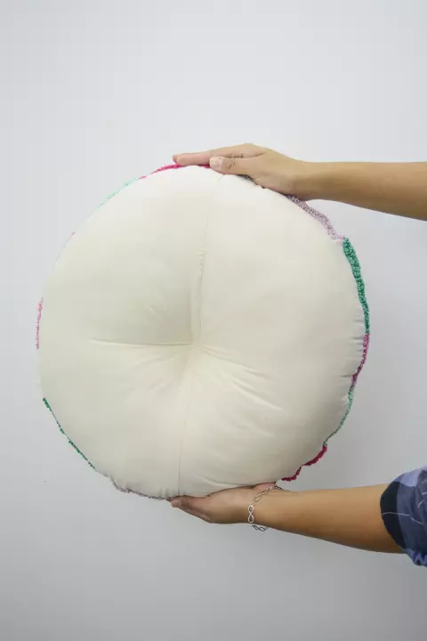 Almofada Punch Needle