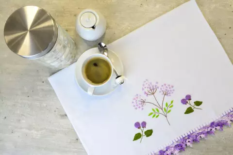 Pano de Prato Bordado Lavanda