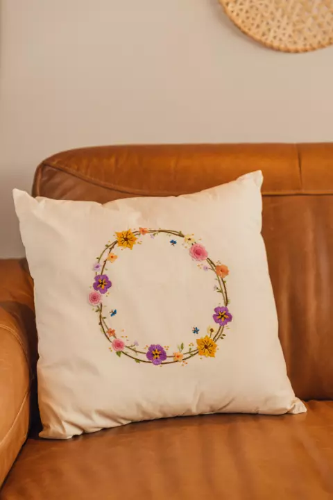 Almofada Bordado Floral