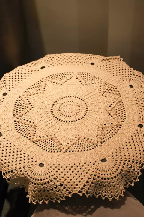 Centro de Mesa Flor de Porcelana
