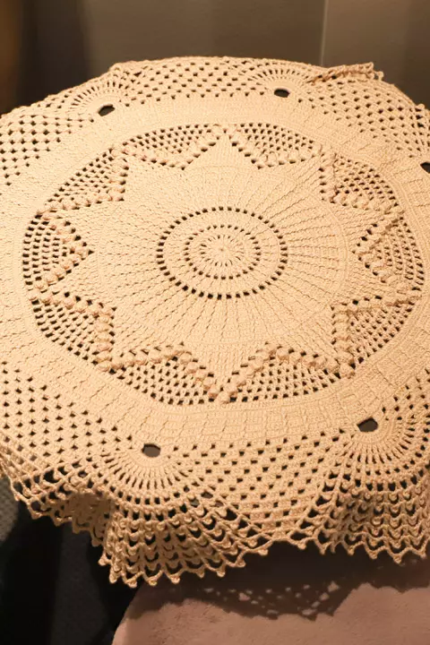 Centro de Mesa Flor de Porcelana