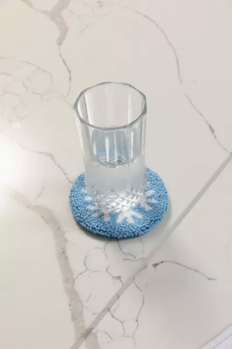 Punch Needle – Porta Copos Floco de Neve
