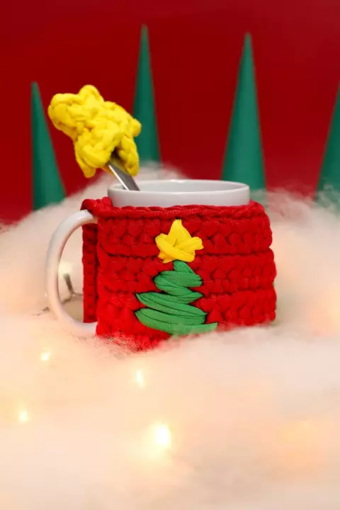 Conjunto Capa para Caneca Natalina + Pingente de Colher