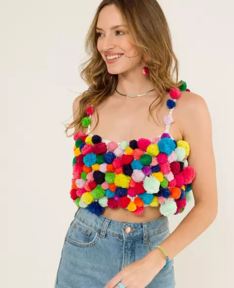 Cropped de Pompons