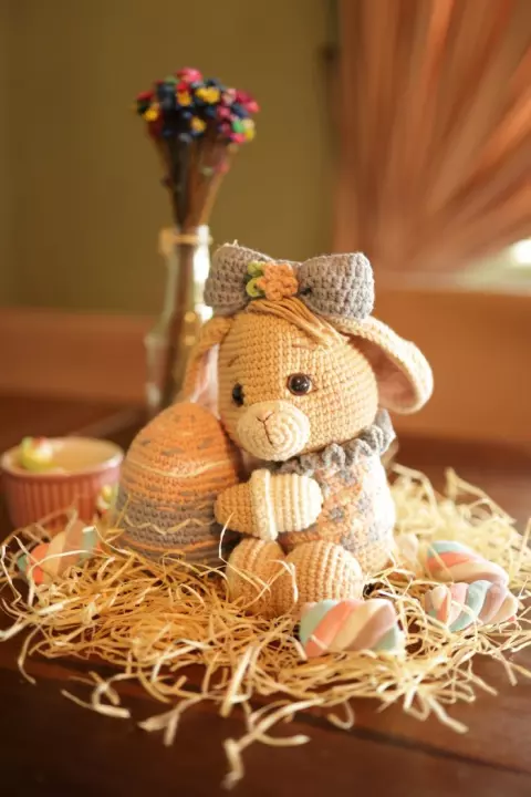Izzy the Bunny & the Easter Treat