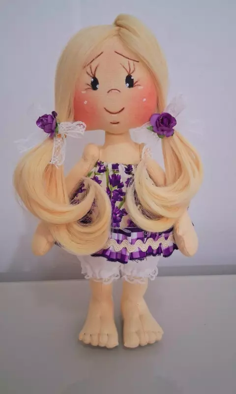 Boneca Lili