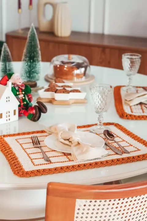 Liquid Gold Placemat