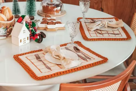 Liquid Gold Placemat