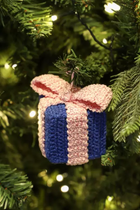 Adorno de Árbol Caja de Regalo