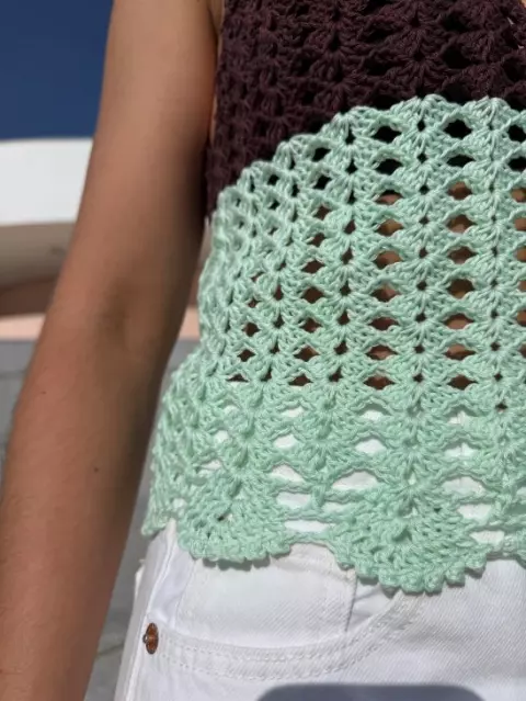 Contrast Top
