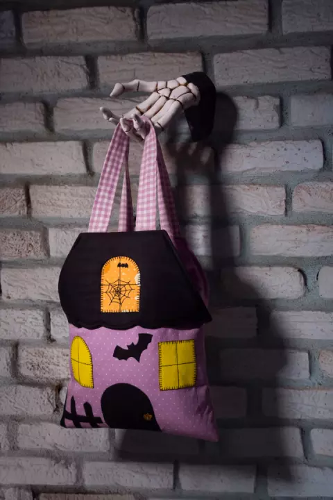 Bolsa Casa Mal Assombrada