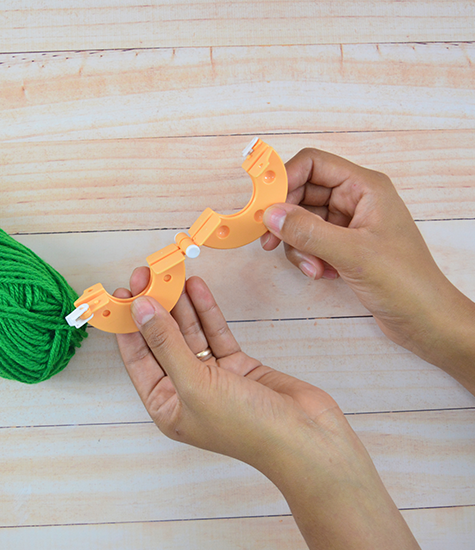Pompom Maker