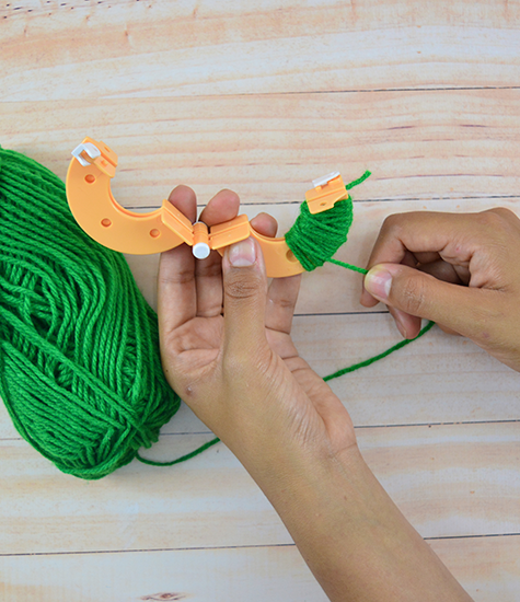 Pompom Maker