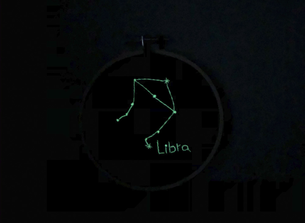 Bordado Signo Libra Glow