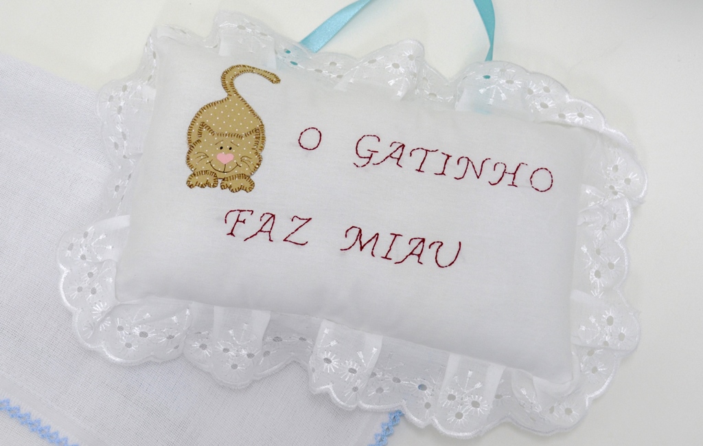 Almofadinha de Berço Gatinho
