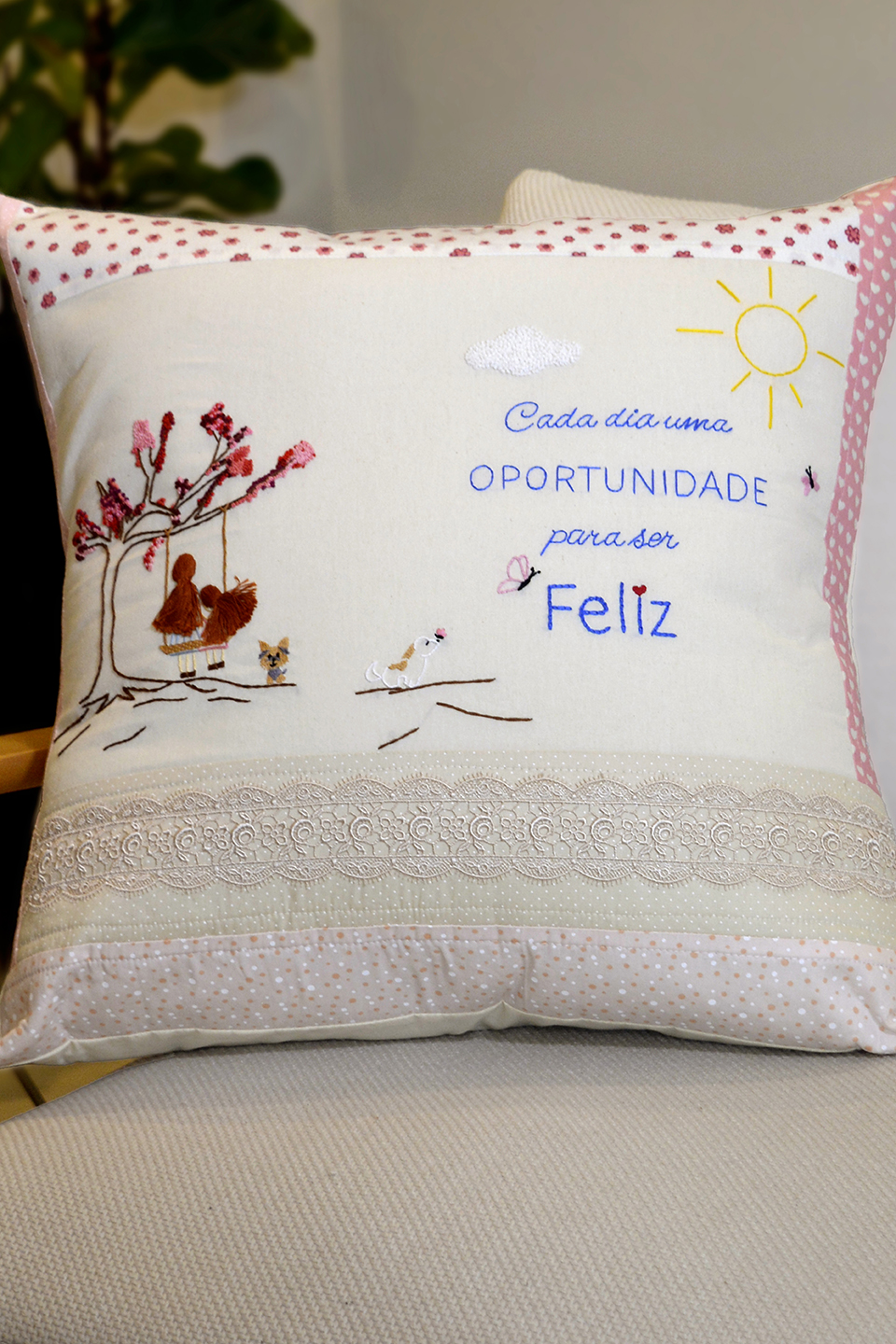 Almofada Felicidade