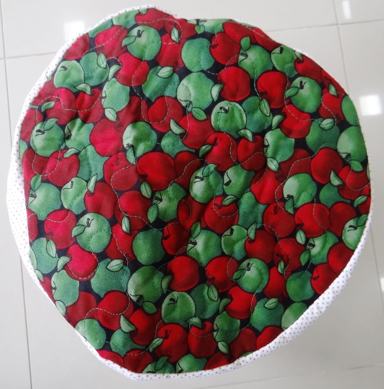 Capa Bombona Maçãs
