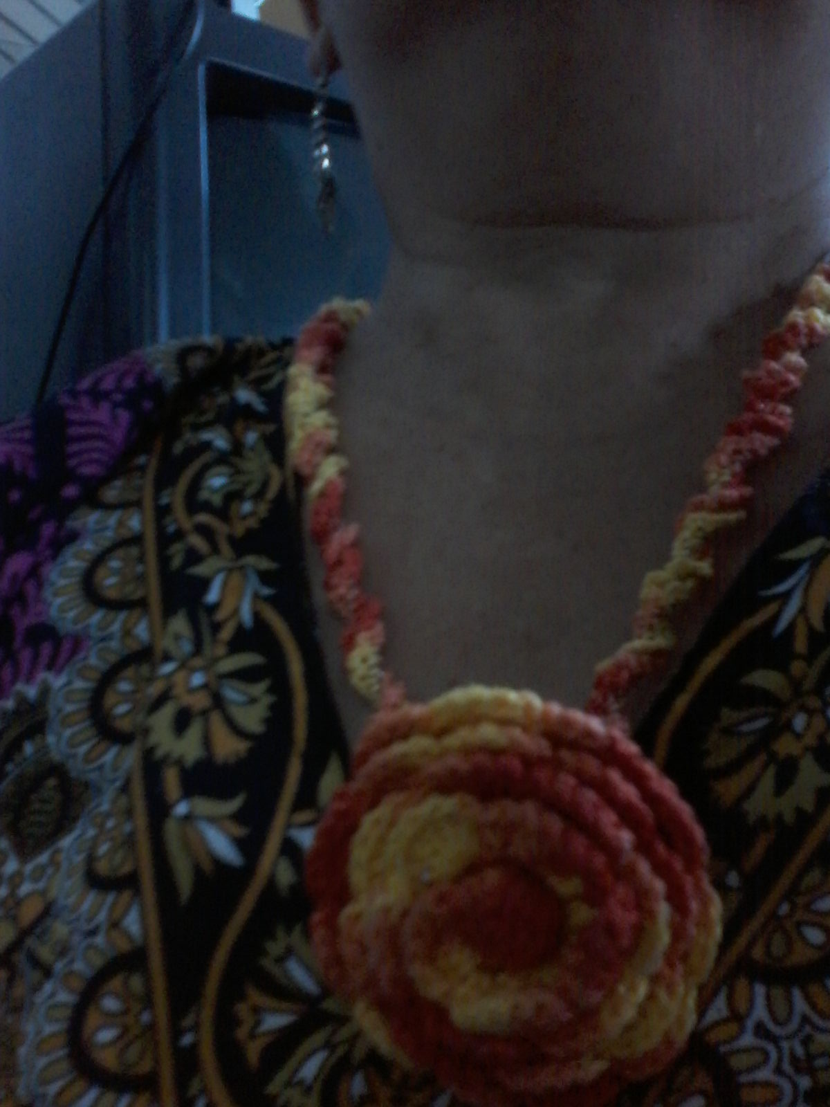 colar em croche com fio clea mesclada e anne mesclada