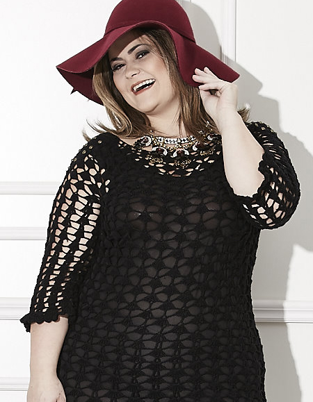 PLUS SIZE - Vestido Preto