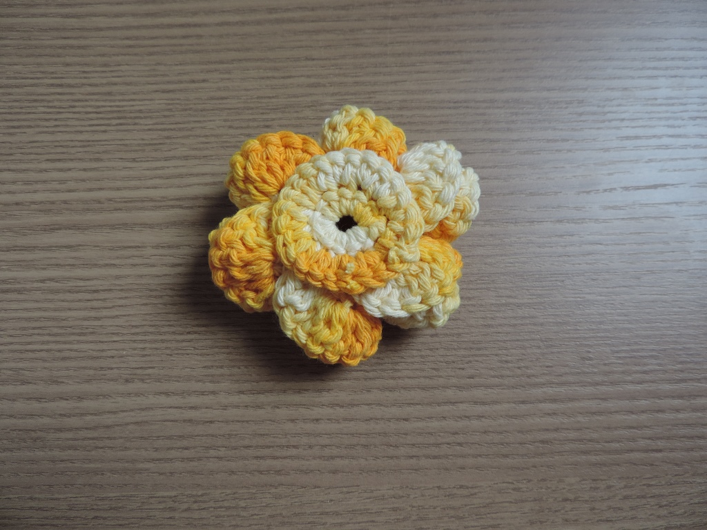 Flor de Crochê Mega Luxo's