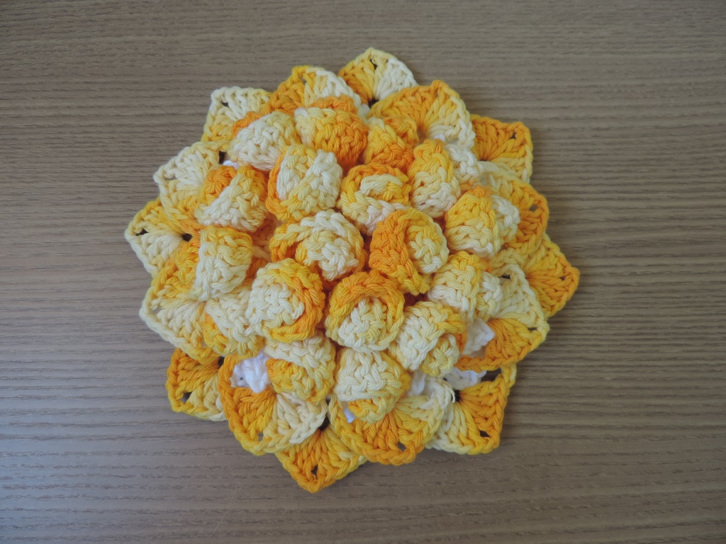 Flor de Crochê Mega Luxo's