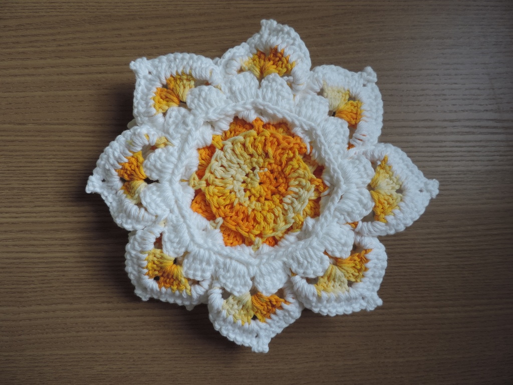 Flor de Crochê Mega Luxo's