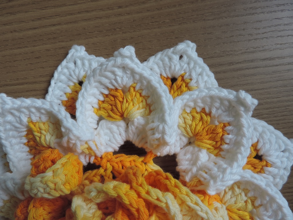 Flor de Crochê Mega Luxo's