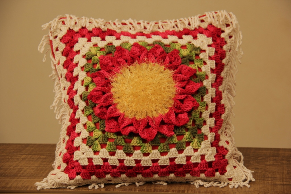 Almofada Giga Flor Vermelha
