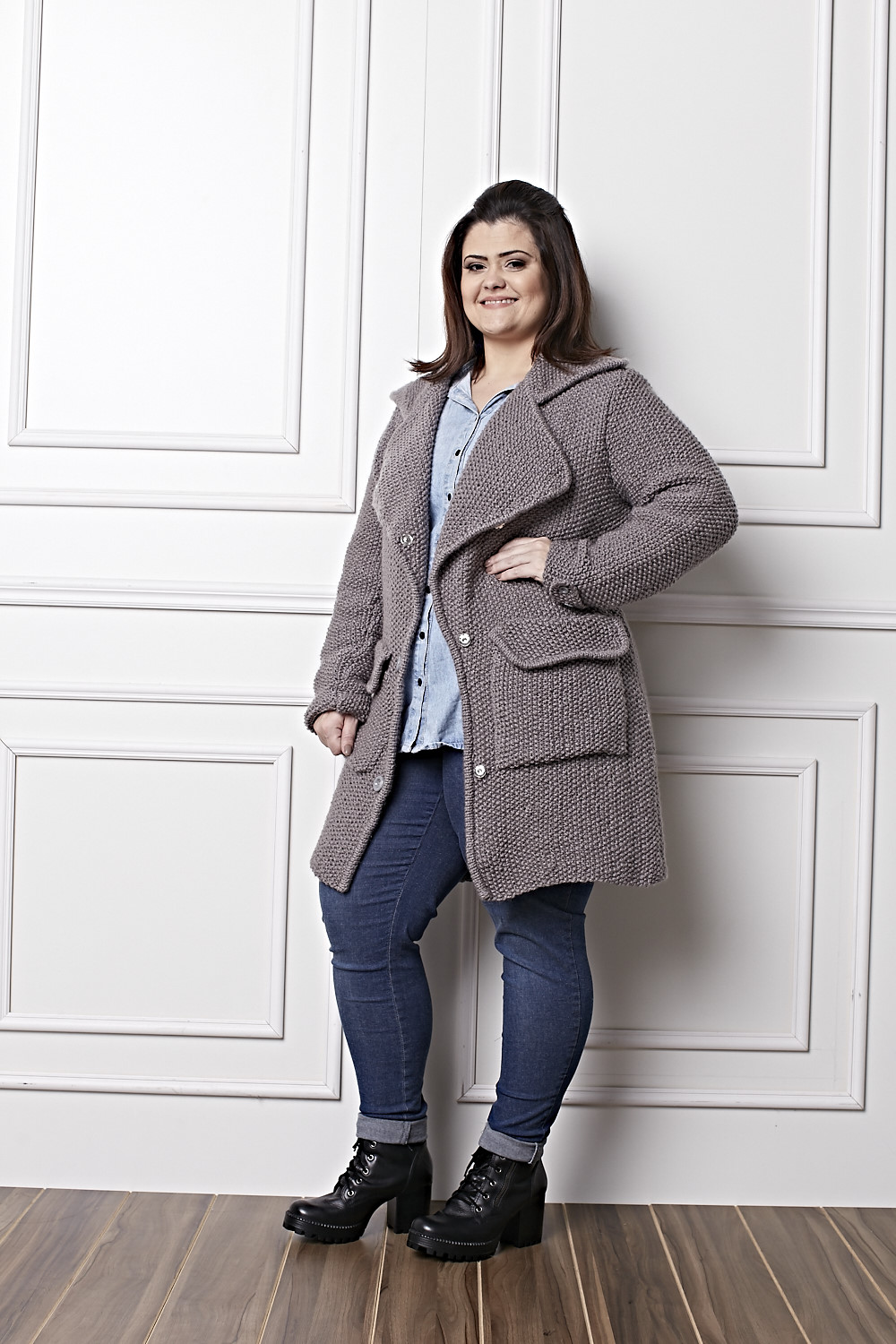 Plus Size - Casaco Maxi Gola