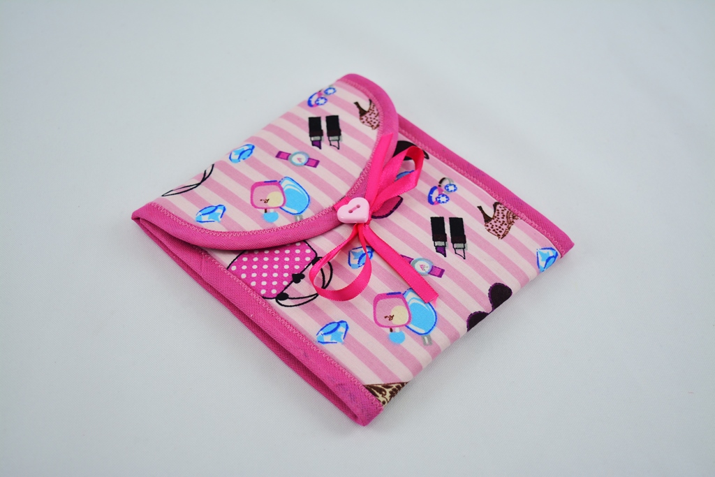 KIT PORTA PILULA E ABSORVENTES