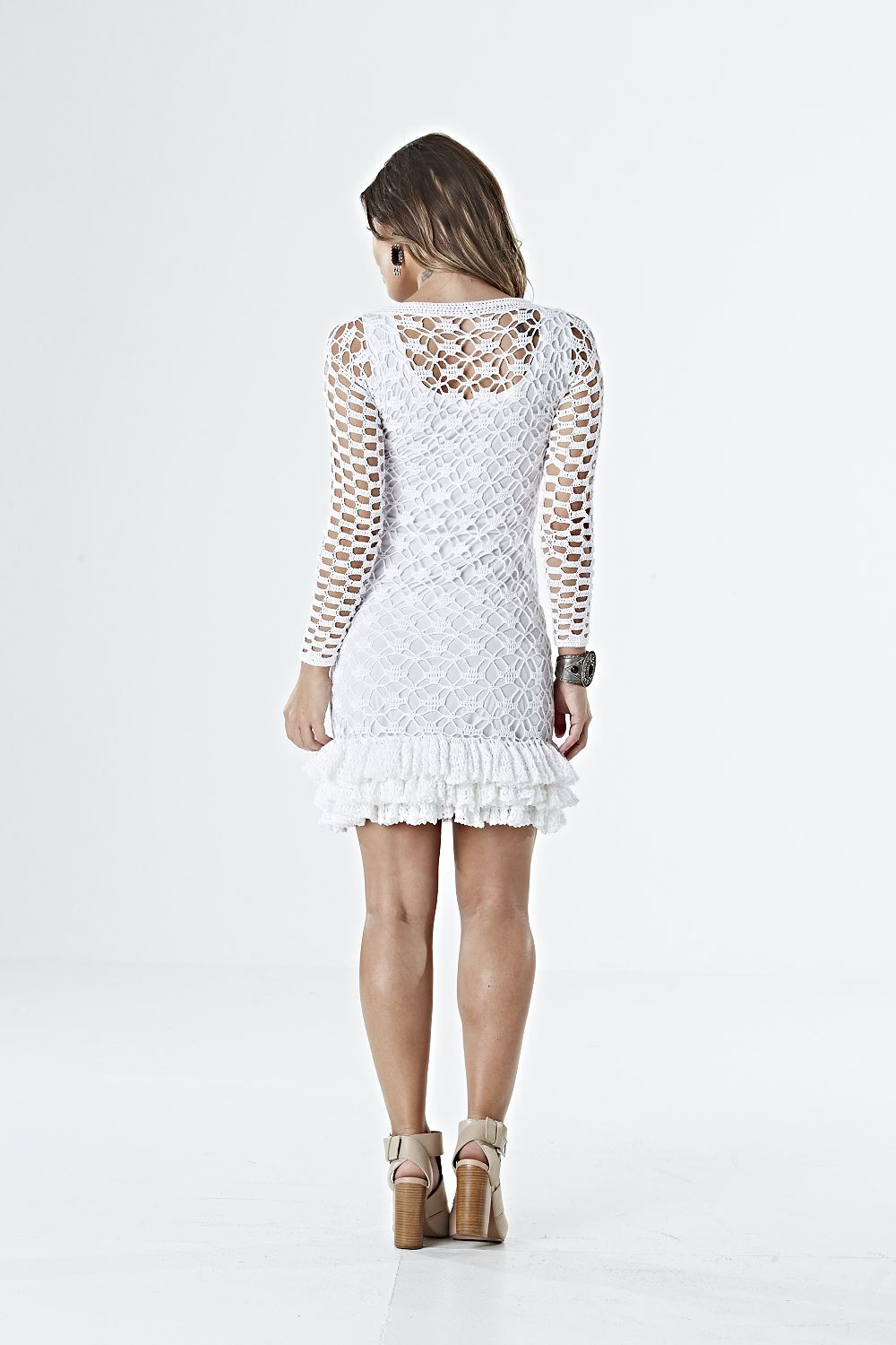 Vestido Branco Babados
