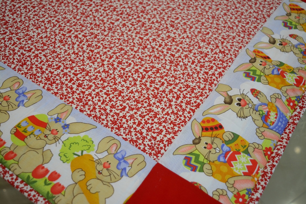 Centro de Mesa Vermelho de Páscoa