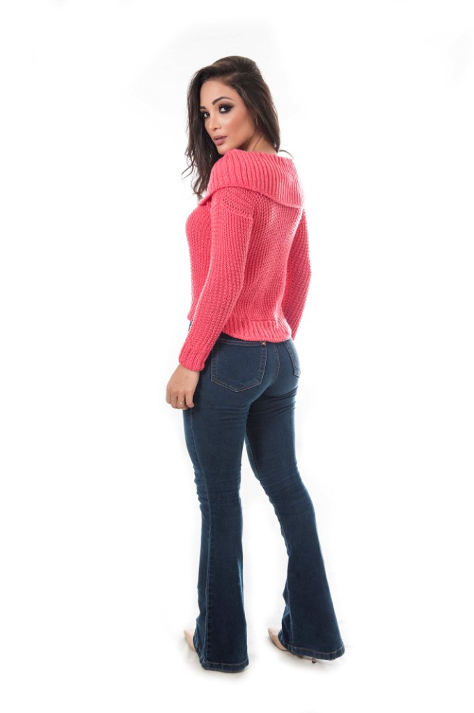 Blusa Com Gola Grande