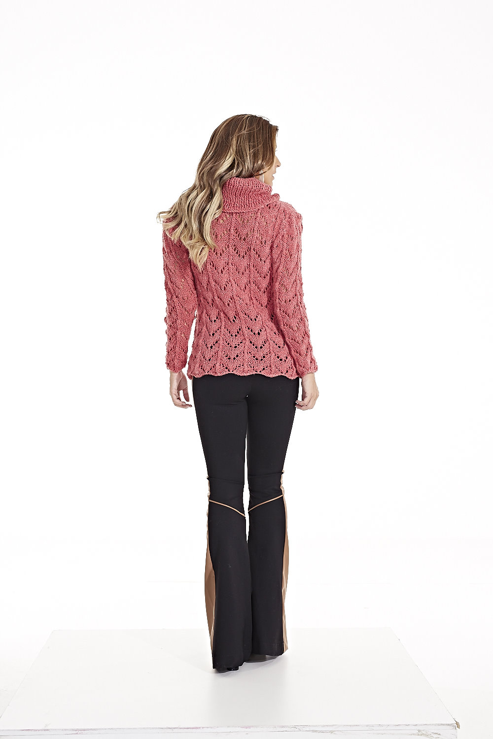 Blusa com Gola Alta
