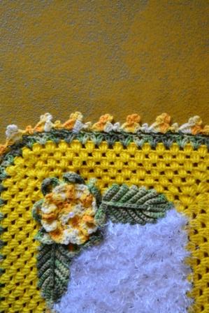 Tapete Max Amarelo e Decore Branco