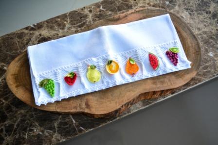 Pano de Prato com Várias Frutas