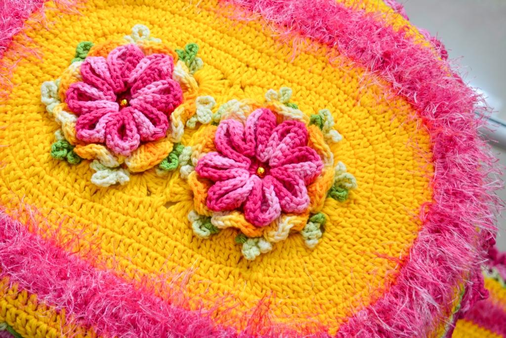 Jogo de Banheiro Amarelo e Rosa