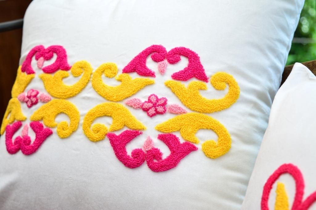 Conjunto de Almofadas Bordadas