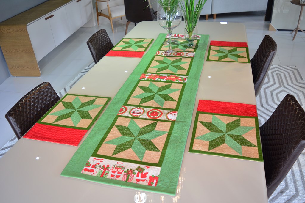 Jogo Americano e Trilho de Mesa Estrela 8 Pontas (Natal)