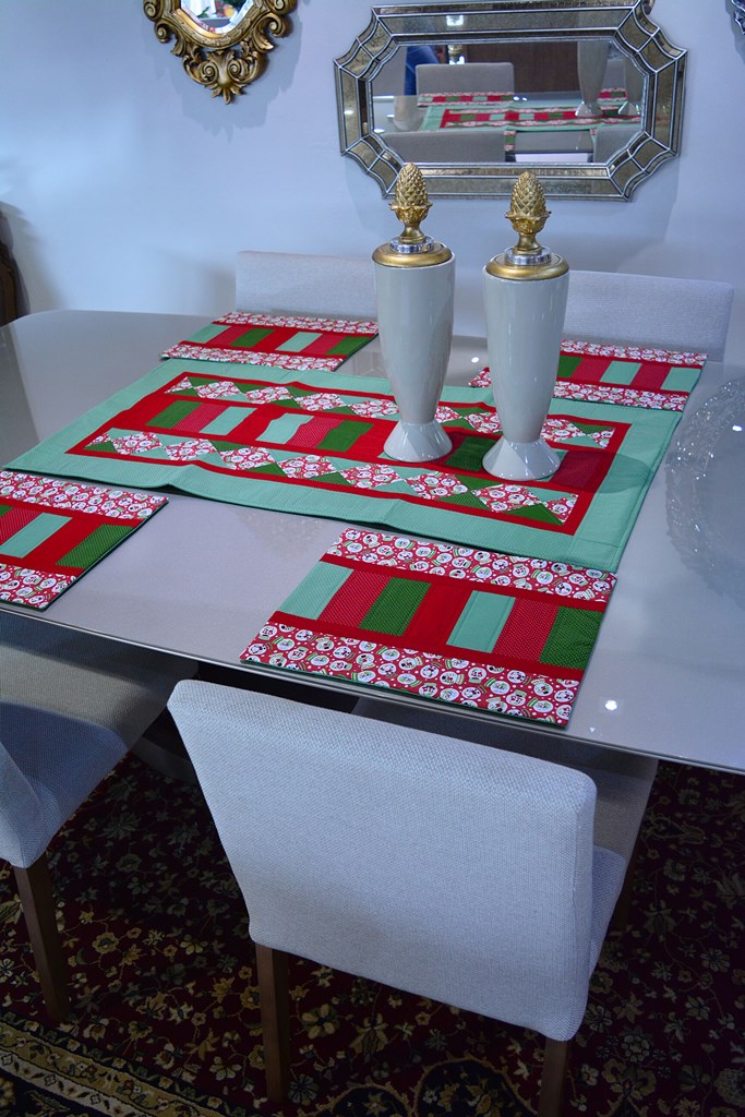 Trilho e Jogo Americano Faixas - Natal