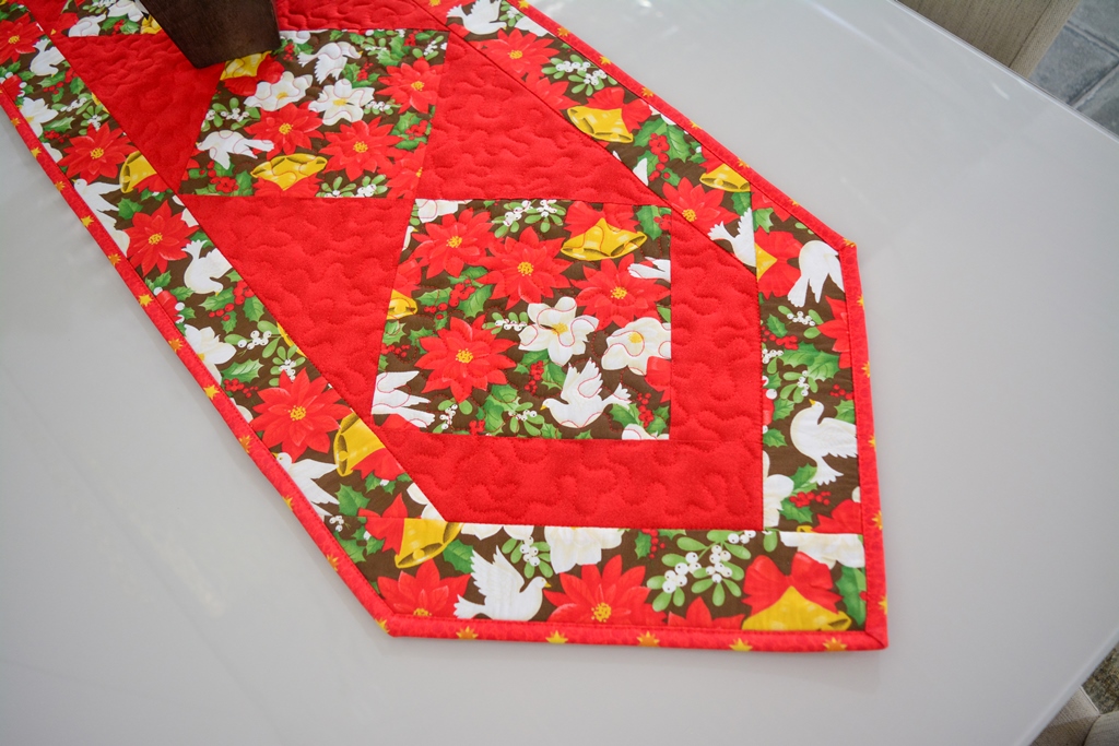 Trilho Natal Flor de Espírito Santo