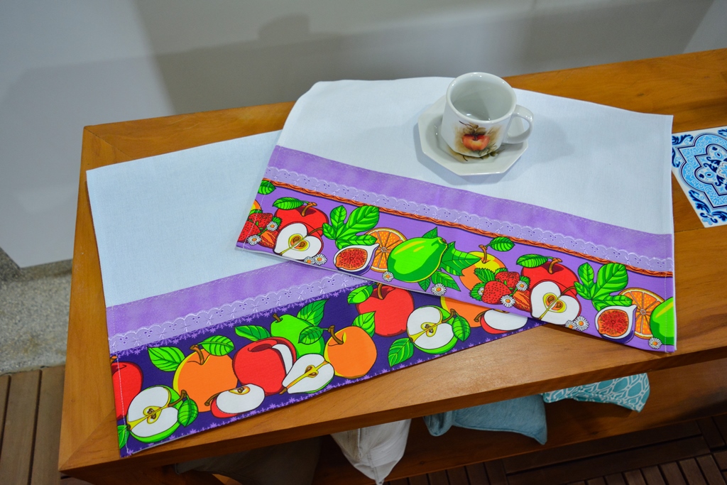 Panos de Prato Frutas Contraste