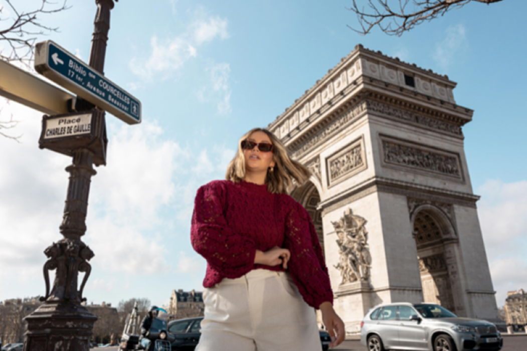 Louvre Blouse