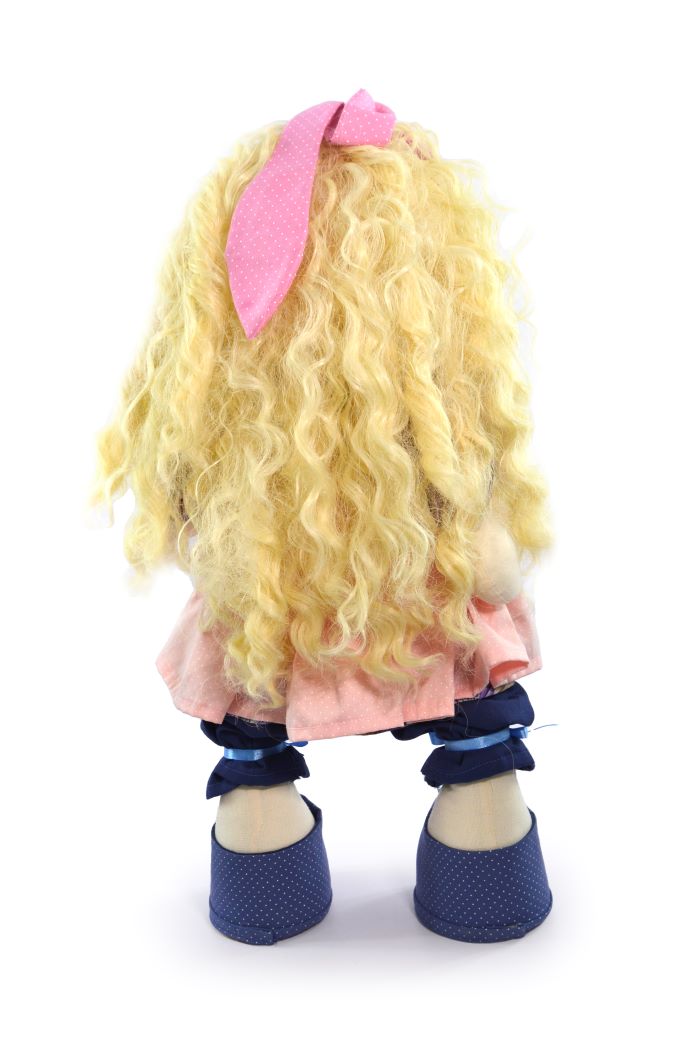 Boneca Nina