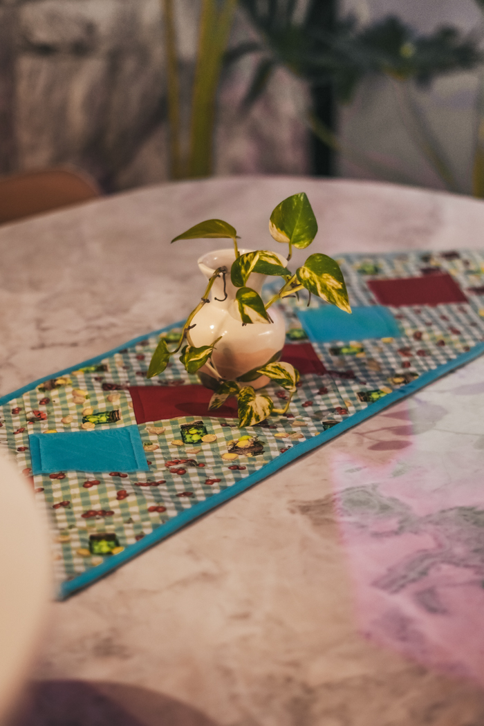Trilho de Mesa Cerejas e Geleia