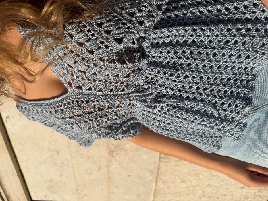 Shell Top
