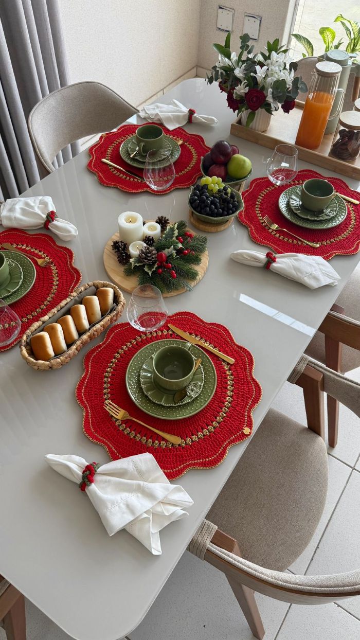 Aurora Placemat and Napkin Holder