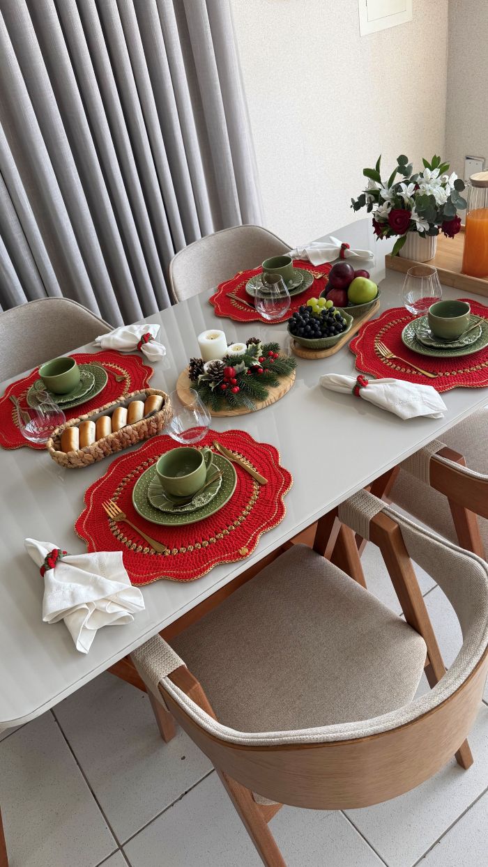 Aurora Placemat and Napkin Holder