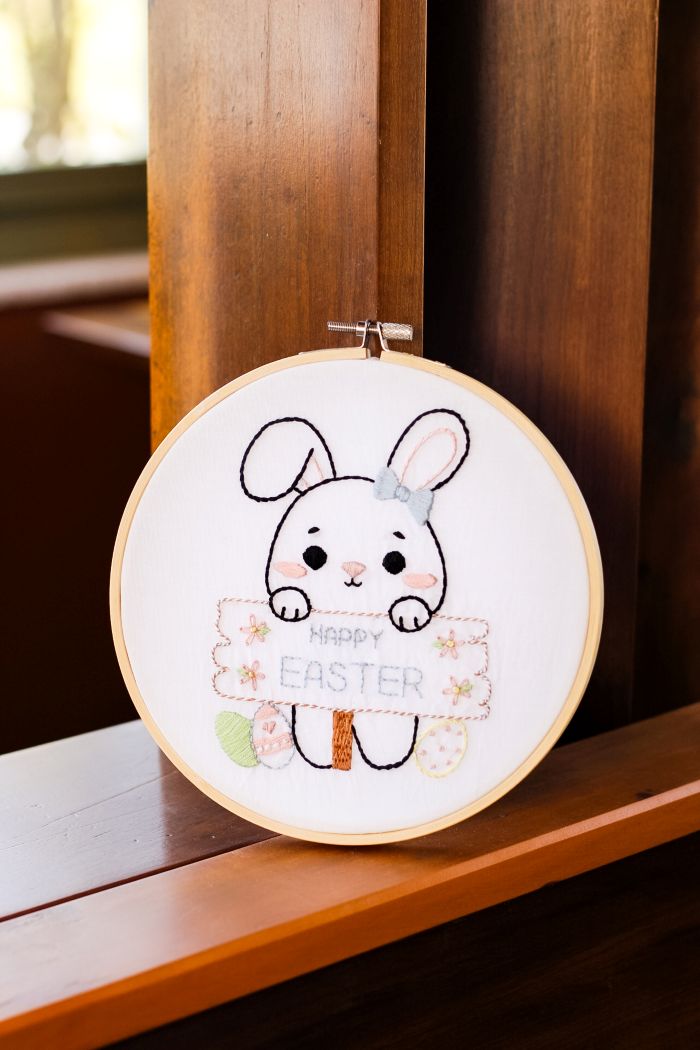 Bordado Livre – Coelho Happy Easter