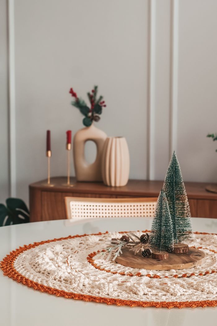 Shining Table Centerpiece